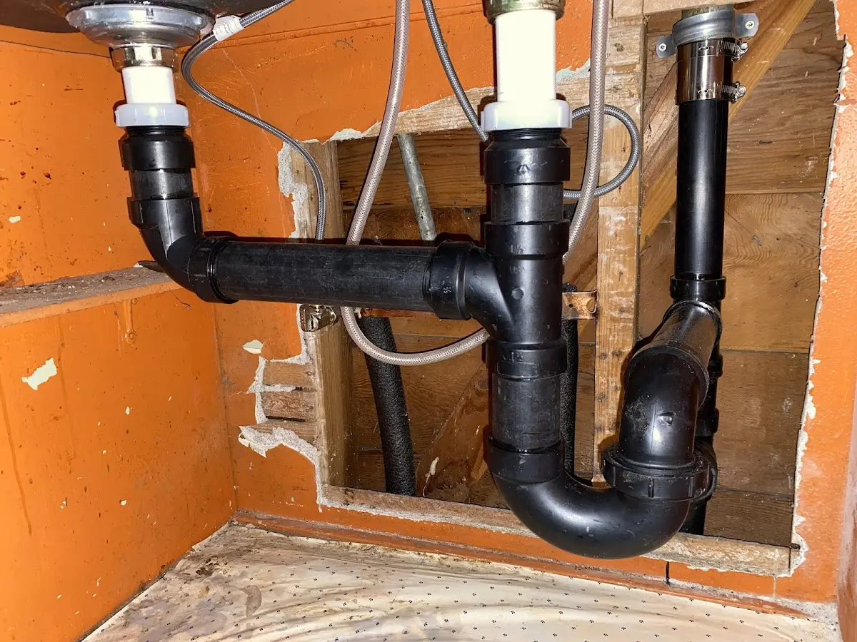 Professional Pipe Bursting equipment and tools on the job in New Cumberland